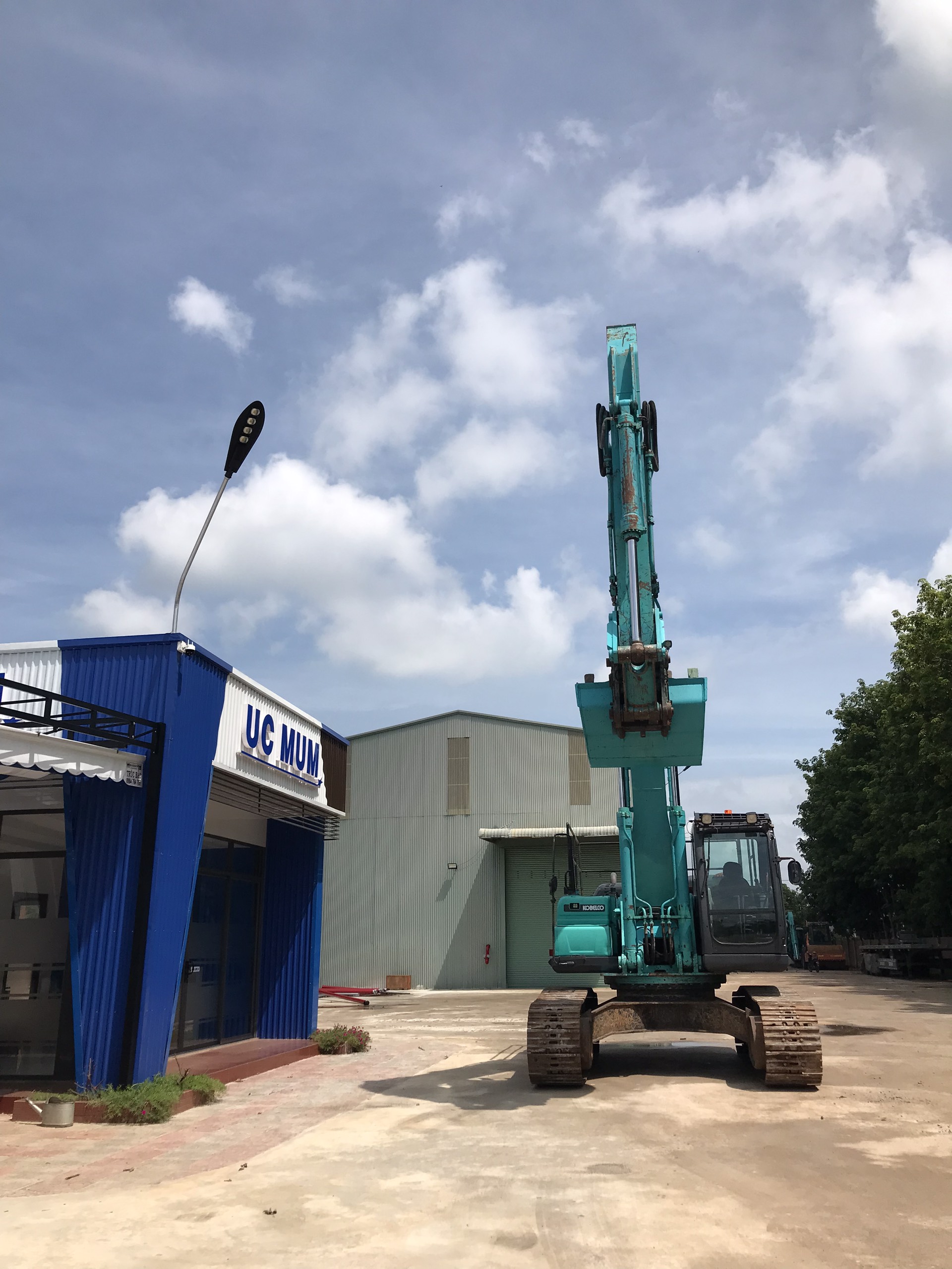 KOBELCO_SOLD